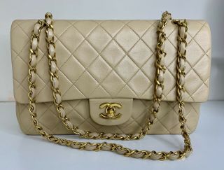Authenticated Vintage Chanel Beige Medium Large Classic Flap Lambskin Handbag