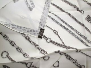 Hermes 2009 cw04 White Grey Chaines et Gourmettes Vintage silk 70 3