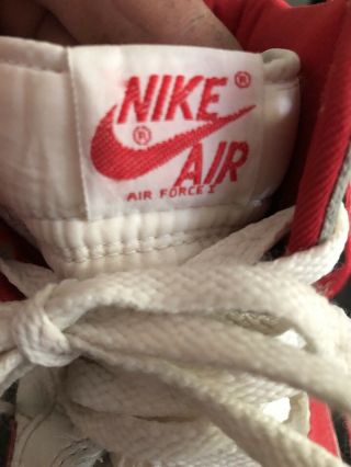 VTG OG 1983 Nike Air Force 1 PLAYER SAMPLES Size 13.  5 Signed Calvin Natt 8