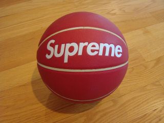 Supreme x Spalding Basketball Ultra Rare Red Box Logo 1/70 2