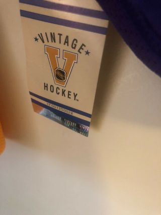 Los Angeles LA Kings Jersey Authentic Vintage Gold CCM NHL Hockey Size 50 6