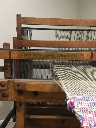 ANTIQUE Newcomb Loom Company - Weaving Rug Loom 4