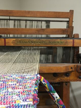 ANTIQUE Newcomb Loom Company - Weaving Rug Loom 5