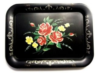 4 Vintage Tv Tray Tables Black With Red Roses 18 X 13 X 35 Brilliant Colors Wow