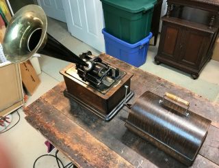 Antique Edison Standard Phonograph - - With Horn & 2 Records