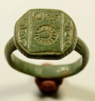 Lovely Ancient Roman Bronze Ring With Sun On Bezel - Wearable