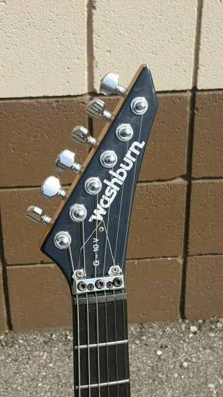 WASHBURN G - 10 V STRAT WONDERBAR TREMOLO,  CLAMP LOCK,  AWESOME 9