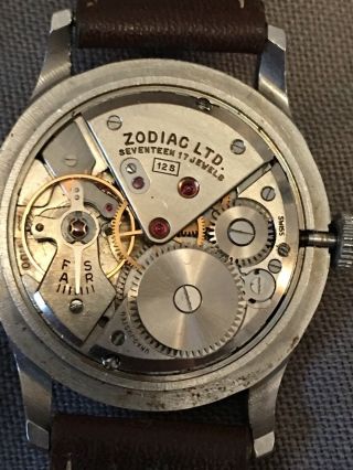 Vintage Men’s Zodiac Triple Date Moonphase Watch 8