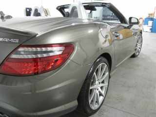 2013 Mercedes - Benz SLK - Class 2dr Roadster SLK55 AMG 12