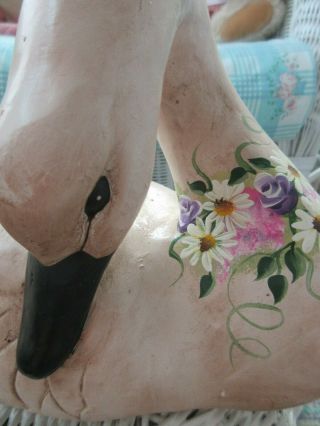 Hand Carved Wooden Swan Country Handpainted Daisies Floral Hp Shabby