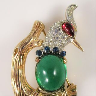 Stunning Trifari Rare Crown Jelly Belly Bird Rhinestone Brooch Pin Vintage 18.  9g 4