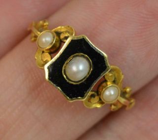 Early Victorian 18ct Gold Enamel Pearl Diamond Mourning Ring D0349