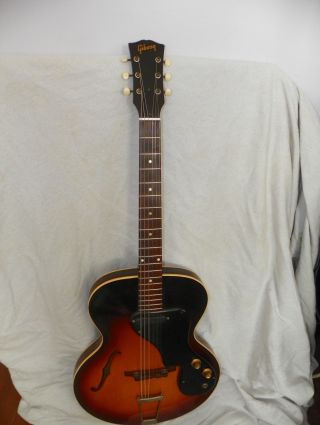 Vintage 62 - 63 Gibson ES - 120t Thinline Sunburst Semi Hollow Electric Guitar 2