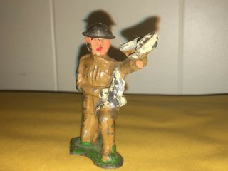 Vintage Barclay Manoil WWI Soldier Kneeling with Pigeons Birds 3