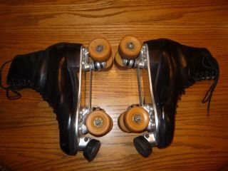 Men ' s Vintage,  Riedell Boots Roller Skates Size 10 - 10.  5 Sure Grip 7 Trucks 2