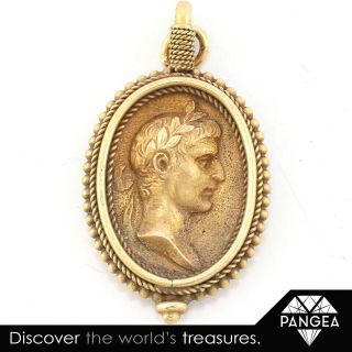 Antique Victorian Estate Solid 14k Yellow Gold Engraved Roman Bust Pendant