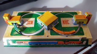 Rare Vintage Metalmania Pressed Tin Litho Wind Up Train Revolving Tracks Old Toy