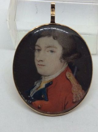 18th Century Military Portrait Miniature Painting Of Red Coat Officer 15ct Gold