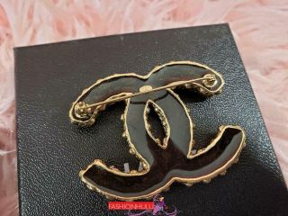 2012 12A CHANEL A45189 ANTIQUE GOLD TEXTURED LARGE CC BROOCH 6