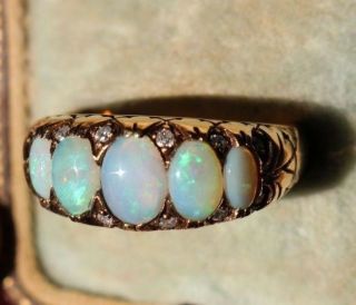 Vintage / Antique 9ct Gold Ring.  Natural Solid Opals & Diamonds.  Size S