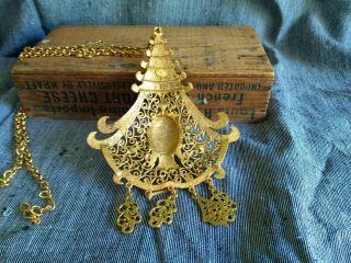 Pauline Rader Huge Vintage Gold Buddhist Temple Goddess Necklace Pedant 1970s 5