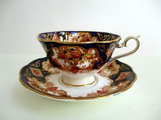 Vintage Royal Albert Bone China Teacup & Saucer " Heirloom " Pattern England