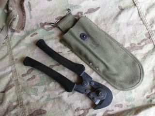 WWII GI Wire Cutters with 1945 dtd Pouch 2