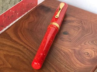 Vintage Visconti Voyager Coral Fountain Pen 18k Gold Nib M Limited Edition 5