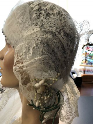 1920’s Vintage Cloche Wedding Hat With Long Veil