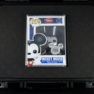 Funko Pop Rare Disney Metallic Mickey Mouse 01 // 2011 Only 480 In existence 2