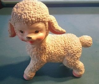 Vintage 1961 The Sun Rubber Company Lamb Swivel Head Toy On Glass Rollers 10 "