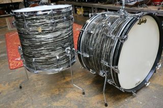 Vintage 1960 ' s Ludwig 3pc Classic Drum Kit Shell Pack Black Oyster Pearl 2