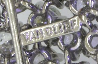 Van Clief vintage 1950s heavy Platinum 21.  0CTW VS - SI diamond cluster brooch 5