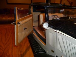 Vintage 1/8 Scale 1932 Pocher Rolls - Royce Phantom II Car model 10