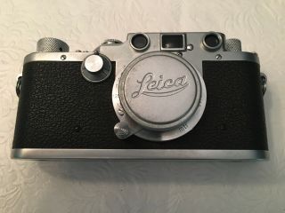 Vintage Leica 35MM Camera with Case.  No: 402340 6