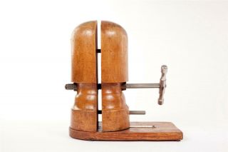 Vintage - c1920 Wooden Adjustable Milliners Hat Block or Stretcher 7