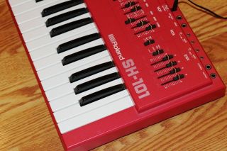 Roland SH - 101 Monophonic Synthesizer Keyboard Keytar Vintage 3