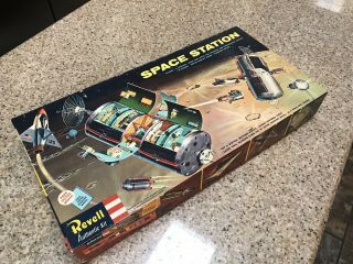 Revell Space Station H - 1805:498 RARE Believed To Be Complete 2