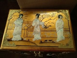 Large Vintage Japanese Jewelry Box Hand Painted Gold lacquer 3