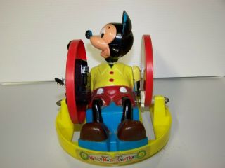 MARX TOY MICKEY MOUSE KRAZY KAR BATTERY CLOCK ONE OF A KIND FROM ERIE MUSEUM 4