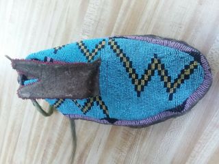 19th C.  ANTIQUE NATIVE AMERICAN PLAINS INDIAN SIOUX BEADED SINGLE MOCCASIN OLD 12