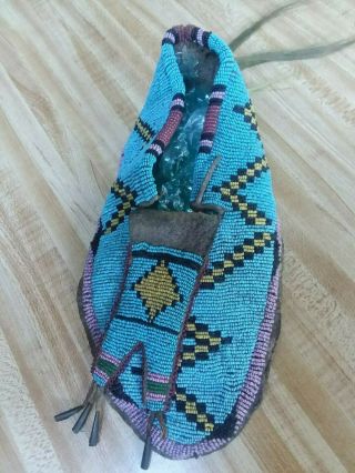 19th C.  ANTIQUE NATIVE AMERICAN PLAINS INDIAN SIOUX BEADED SINGLE MOCCASIN OLD 2