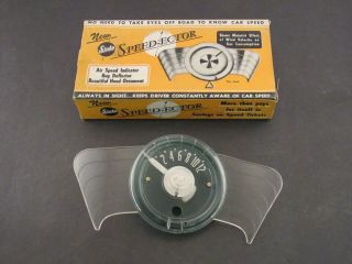 Nos 1940 ‘s - 1950 ‘s Vintage Accessory Wind Deflector Speedometer ‘ Speedector ’