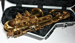 Vintage 1930 ' s Conn transitional alto saxophone 6