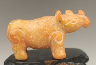 Chinese old natural jade hand - carved rhinoceros statue 2