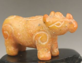 Chinese old natural jade hand - carved rhinoceros statue 3