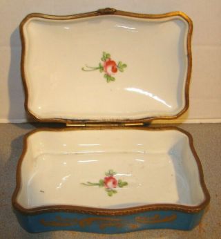 Antique French Porcelain Box w/ Hand Painted Flowers and Gold 4