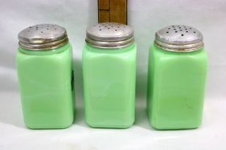 Vintage McKee Jadite Small & Large Box Shaker Set Salt Pepper Cinnamon 1930s 8