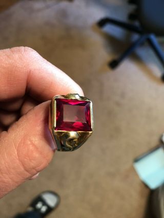 Vintage Men ' s 10k Gold Art Deco Ring With Red Stone Possibly Ruby 7