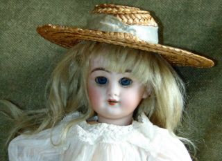 Antique Bisque Doll Simon & Halbig 749 & French Trunk & Clothes Gesland Label